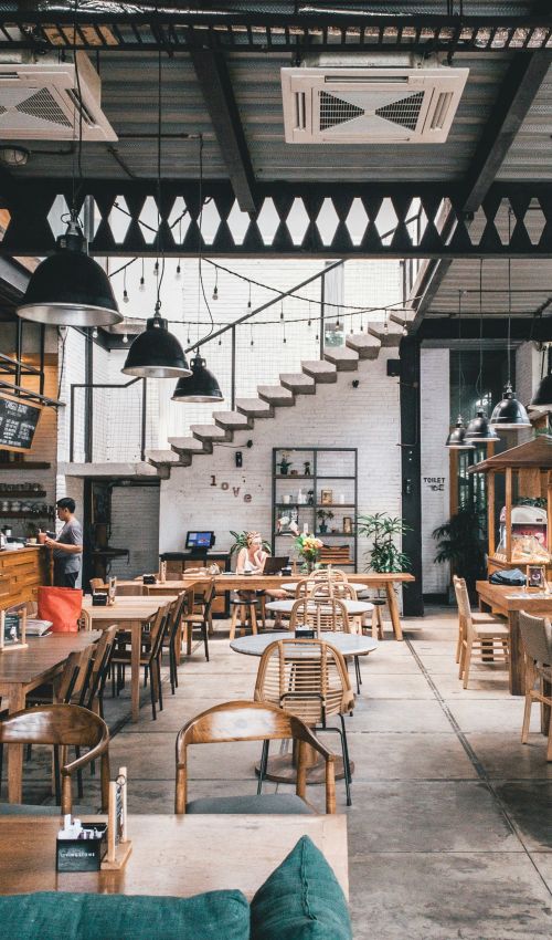 BAR, RISTORANTI E ATTIVITA' DI PUBBLICO SPETTACOLO